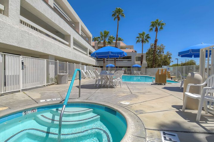 Pool 6 of 26