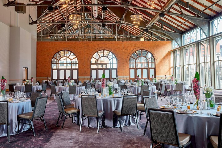 Ballroom/Hall 99 of 109