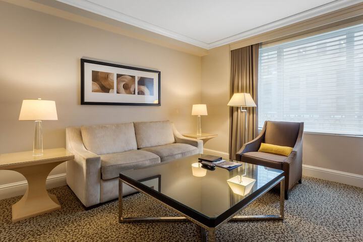 Room 40 of 125