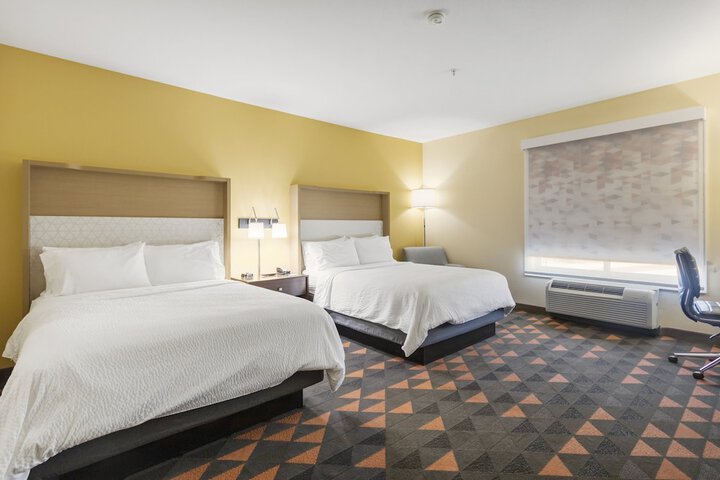 Room 34 of 43