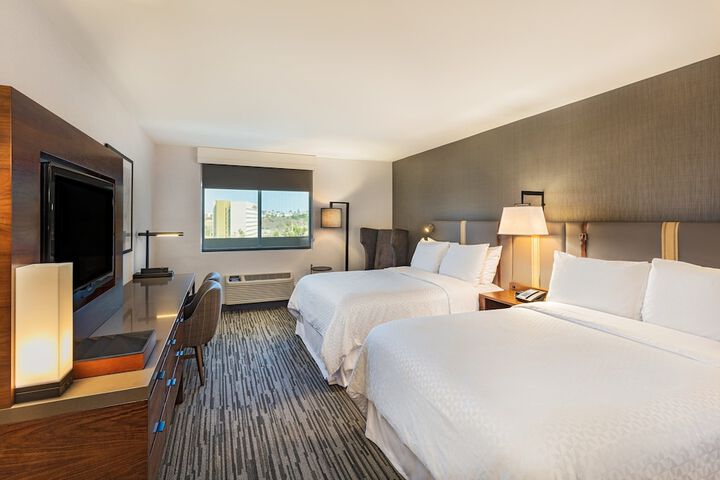 Four Points by Sheraton Los Angeles Westside