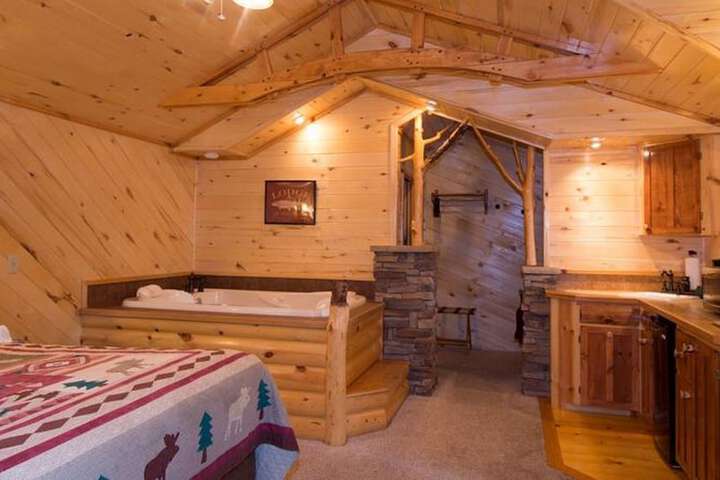 Upper Canyon Inn & Cabins
