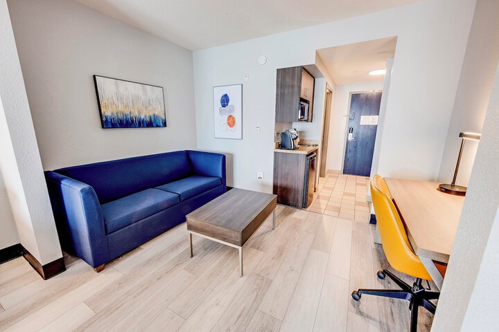 Holiday Inn Express Hotel & Suites Columbus Univ Area - Osu by IHG