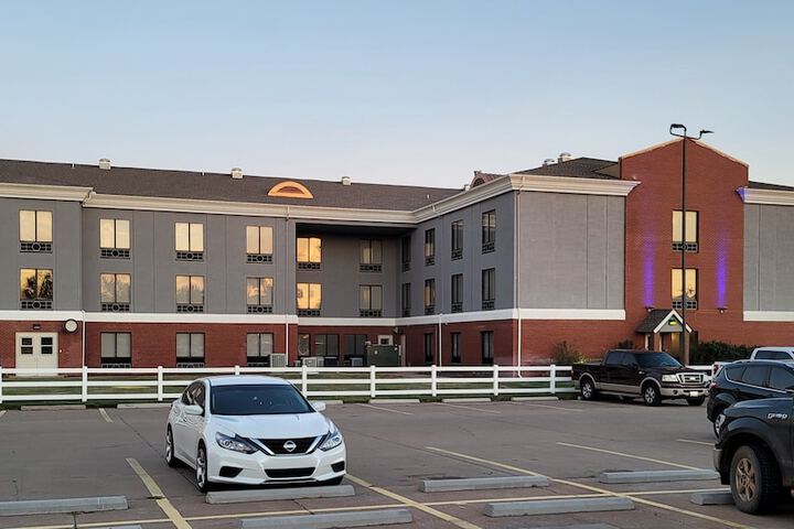Hotel 10 of 50