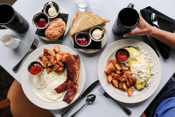 Breakfast/Coffee Service 53 of 73