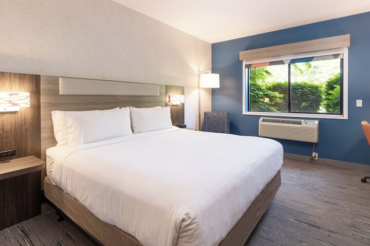 Holiday Inn Express Bellingham by IHG