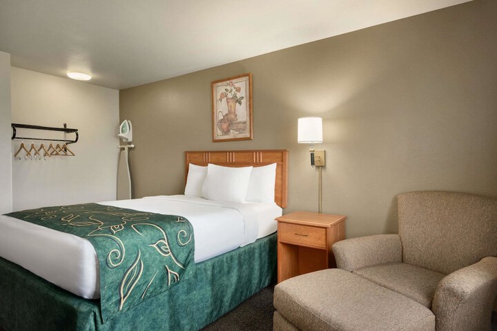 Travelodge by Wyndham Missouri Valley