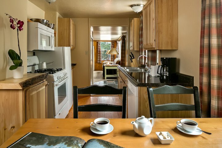 Tamarack Lodge and Resort