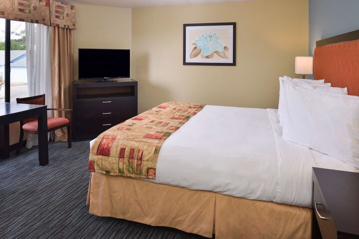 Room 25 of 49