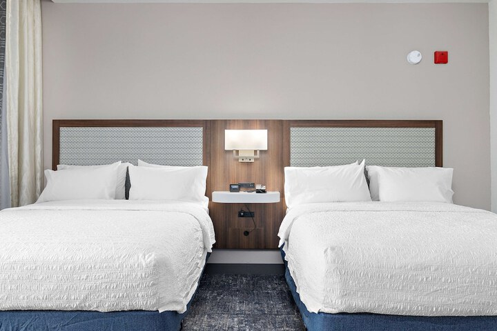 Room 20 of 40