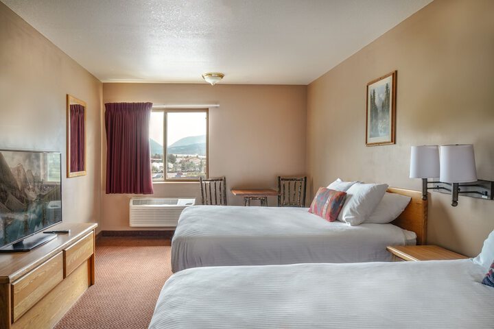 Room 9 of 20