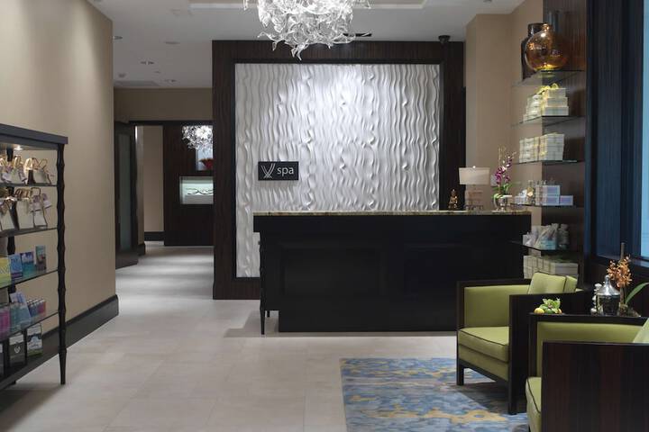 Hilton Anatole