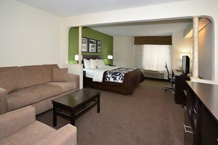 Room 31 of 59