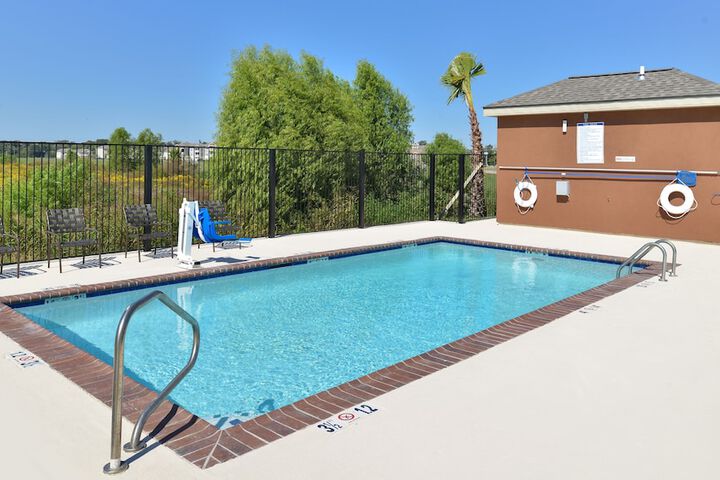 Pool 7 of 36