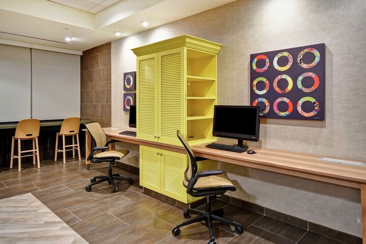 Business Center 45 of 45