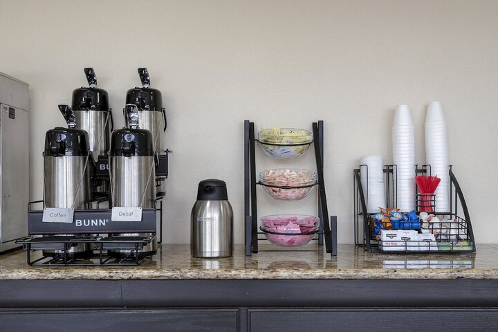 Breakfast/Coffee Service 26 of 29