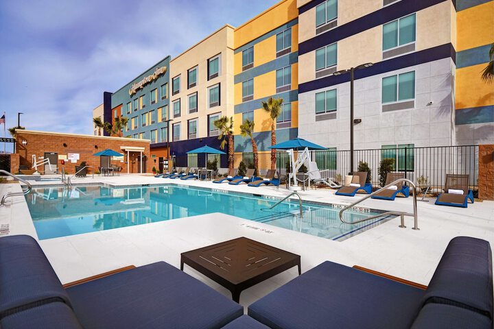 Hotel 5 of 51