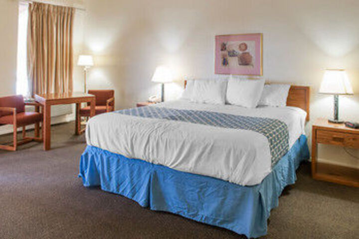Rodeway Inn Whites City