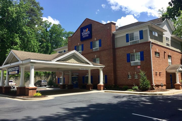 Hotel 2 of 13