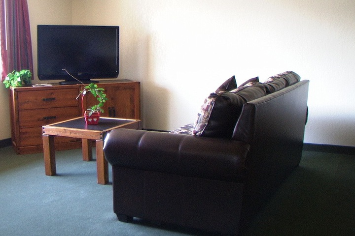 Room 17 of 34