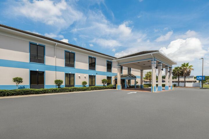 Baymont by Wyndham Savannah / Garden City