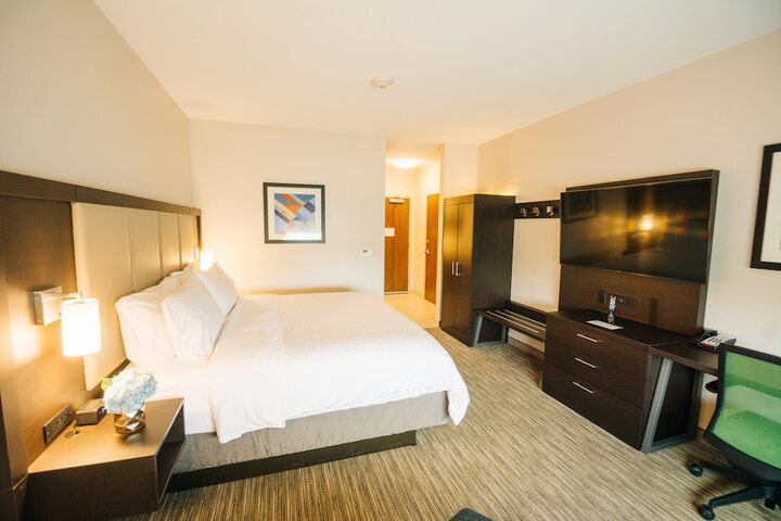 Room 26 of 48