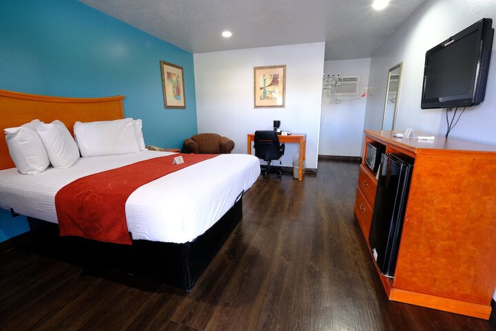 Room 19 of 27
