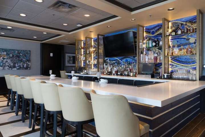 DoubleTree by Hilton Hotel Jacksonville Riverfront