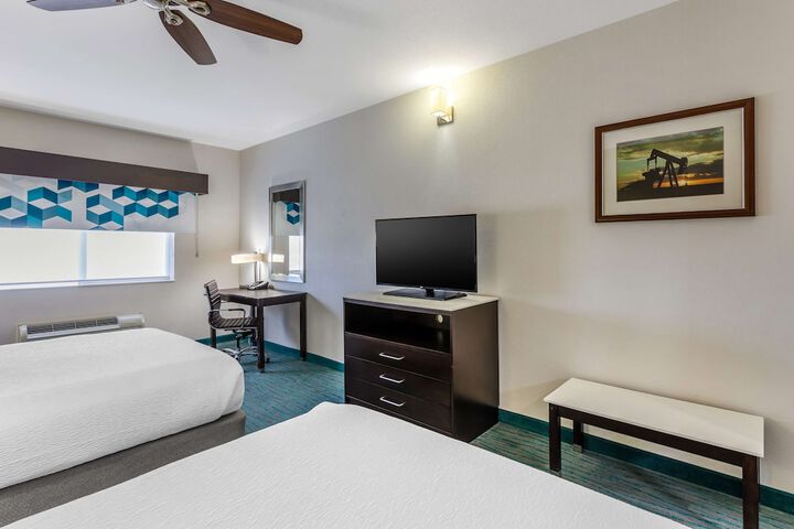 Room 17 of 41