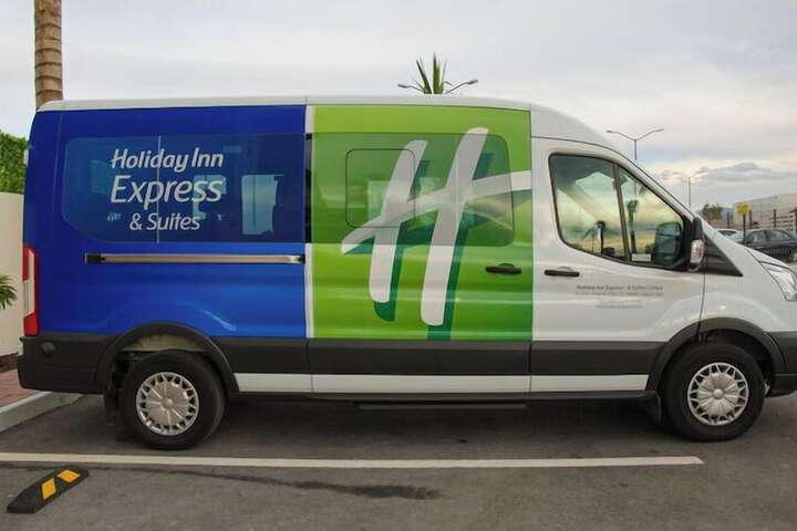 Holiday Inn Express Newark Airport Elizabeth by IHG