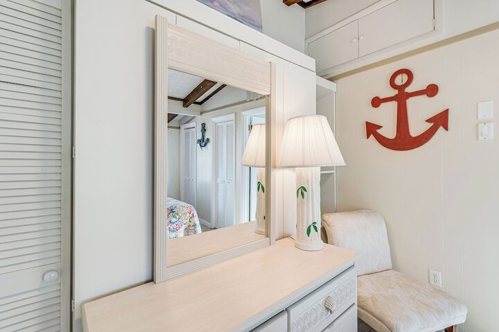 Manasota Key Vacation Rental w / Beach Access!