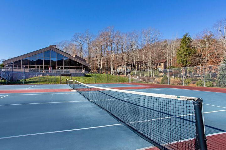 Bluegreen Vacations Blue Ridge Village an Ascend Collection Resort