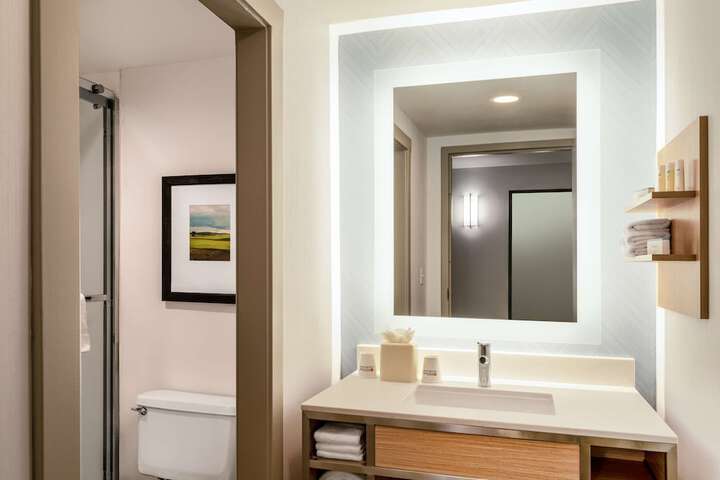 Room 13 of 63