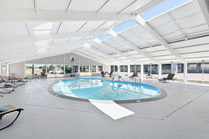 Pool 4 of 27