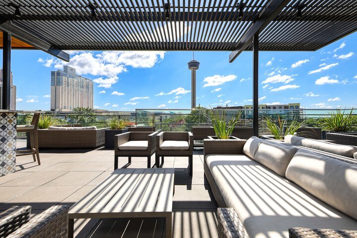 Terrace/Patio 67 of 71