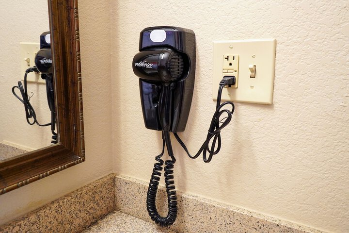 Room 26 of 59