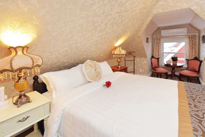 Room 185 of 252