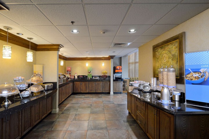 Hampton Inn & Suites Carson City
