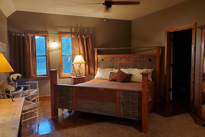 Room 21 of 85