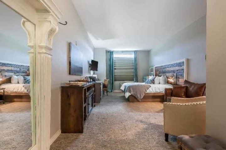 Lakes Inn at Dunvilla