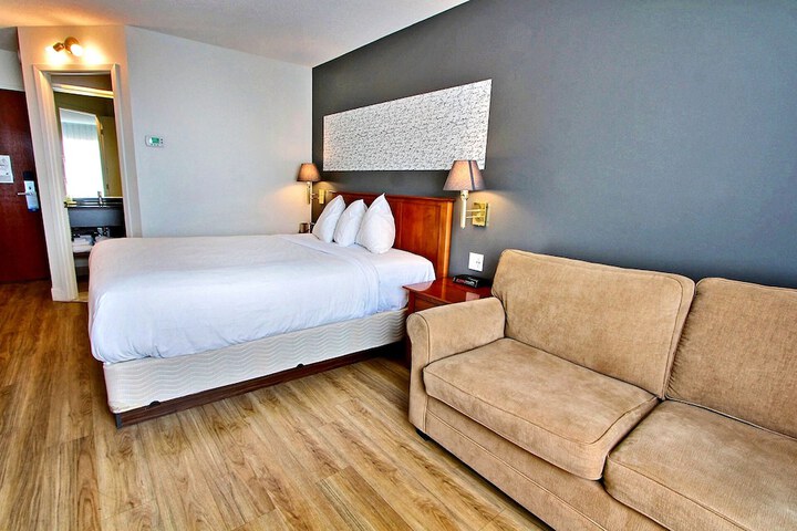 Room 10 of 59