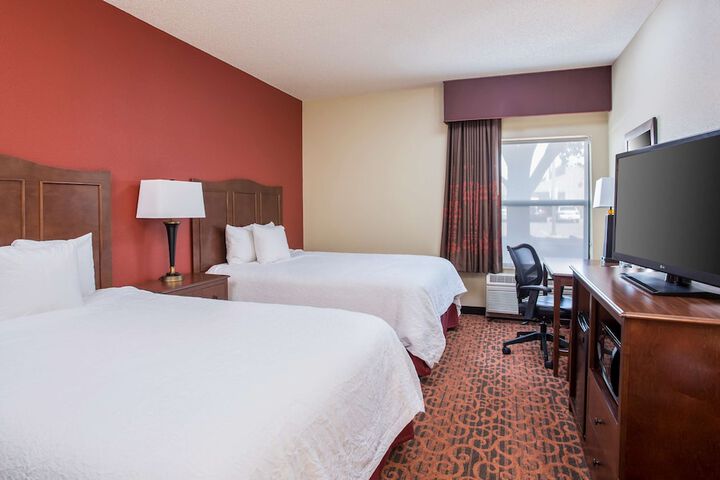 Room 20 of 33
