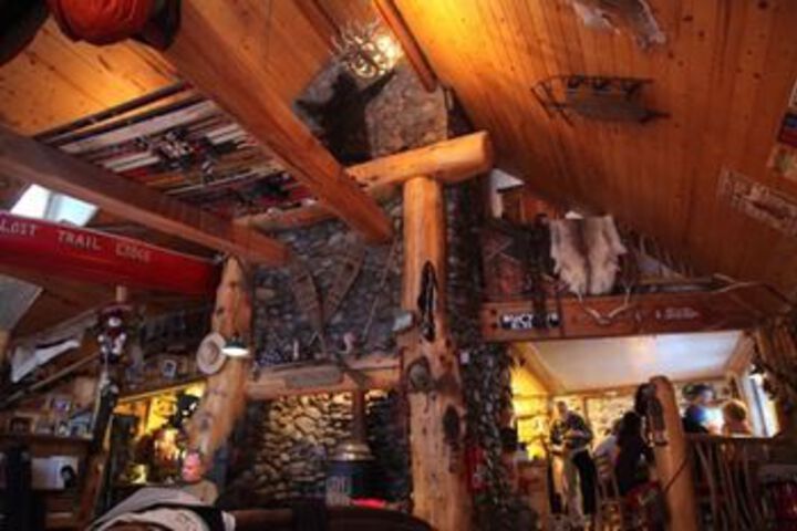 Lost Trail Lodge