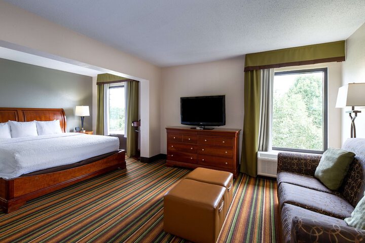 Hampton Inn Winston-Salem Hanes Mall