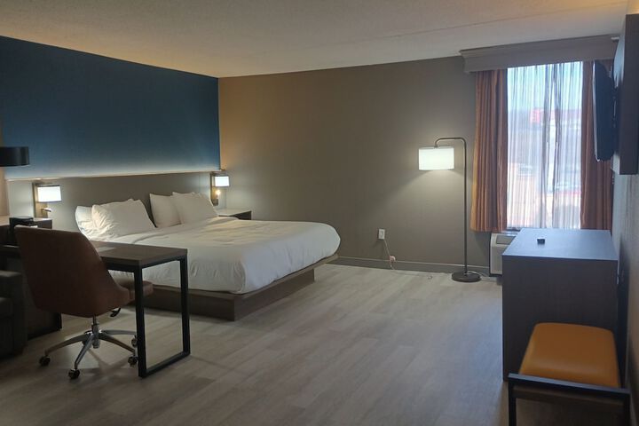 Room 14 of 25