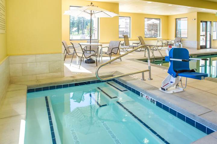 Pool 4 of 43