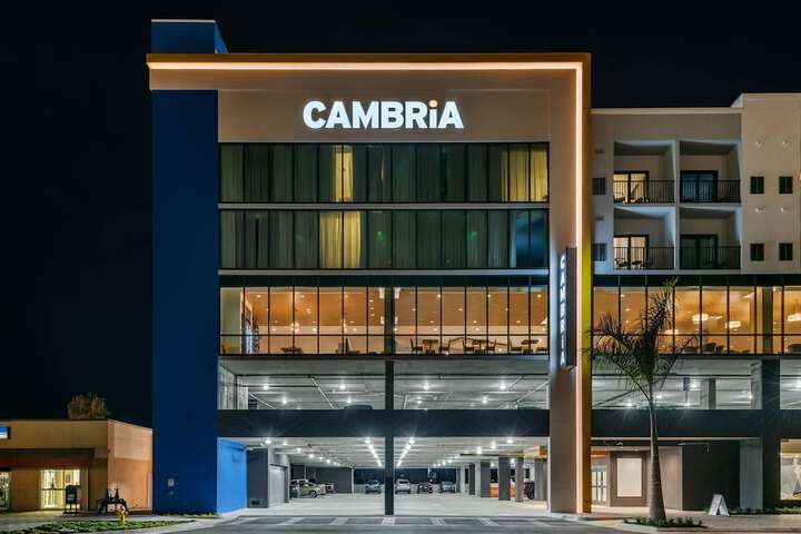 Cambria Hotel St. Petersburg-Madeira Beach Marina