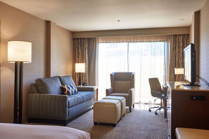 Room 42 of 80