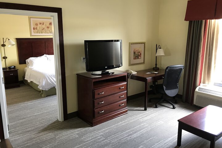 Hampton Inn & Suites Lamar