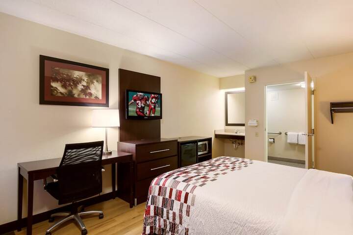 Room 30 of 40